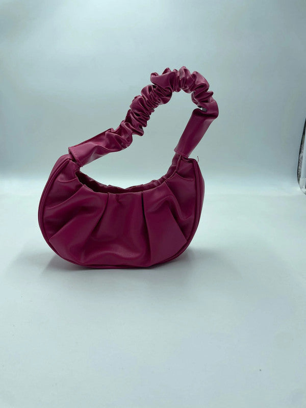 Borsa a spalla fucsia con manico arricciato – effetto pelle