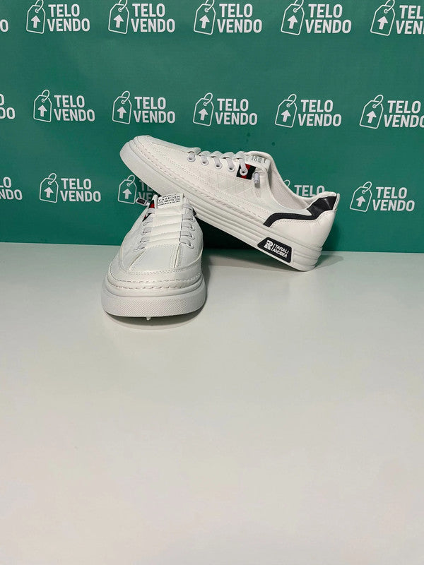 Sneakers bianche unisex – stile casual