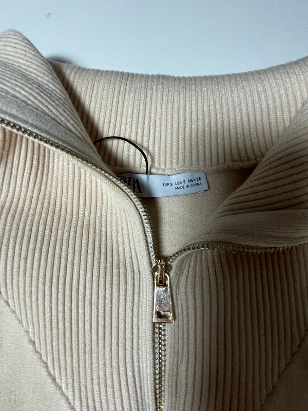 Felpa beige con zip Zara