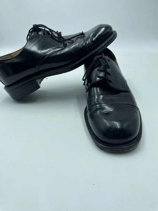 Scarpe classiche da completo uomo, in pelle nera