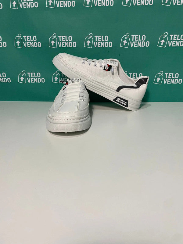 Sneakers bianche unisex – stile casual