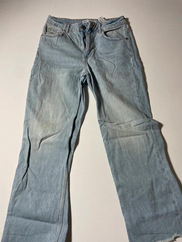Jeans vintage a zampa / gamba dritta – lavaggio chiaro Zara