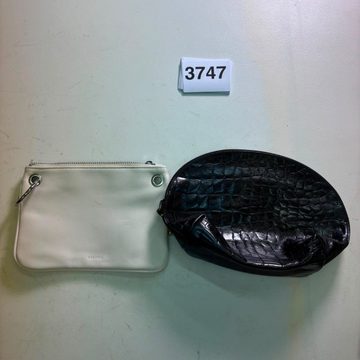 Pochette nera effetto coccodrillo con zip
